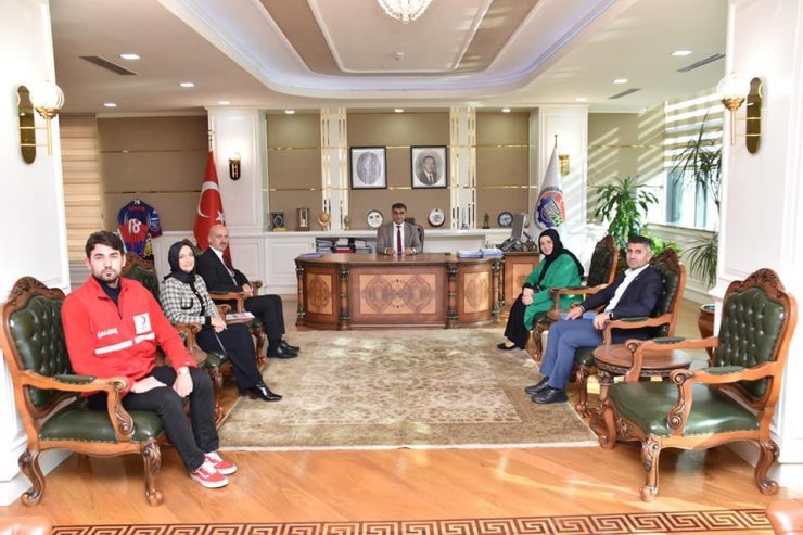 Vali Gürel’e "Kızılay Haftası" ziyareti