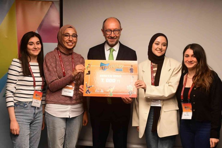 STARTUPUS Girişimcilik Atölyesi düzenlenen ödül töreniyle son buldu