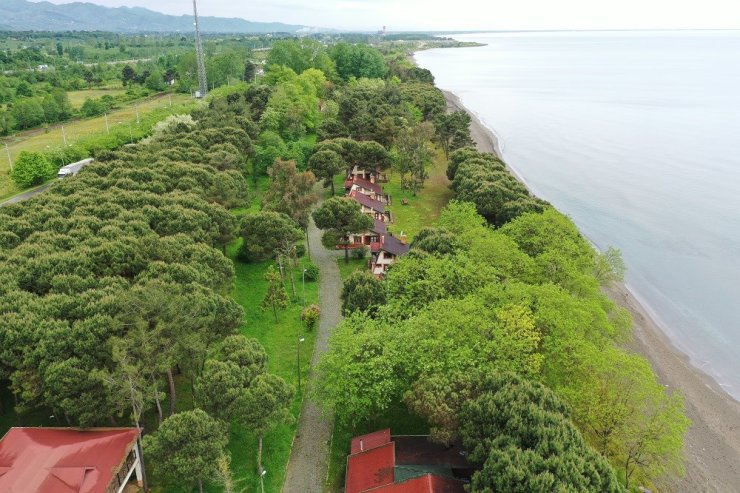 Çınarsuyu depremzedelere yuva oluyor