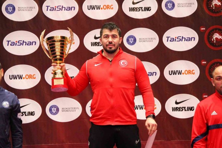 U23 Grekoromen Güreş Milli Takımı, ilk defa Avrupa şampiyonu oldu