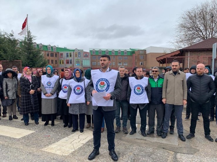 Eskişehir’de başörtü zulmü iddiası