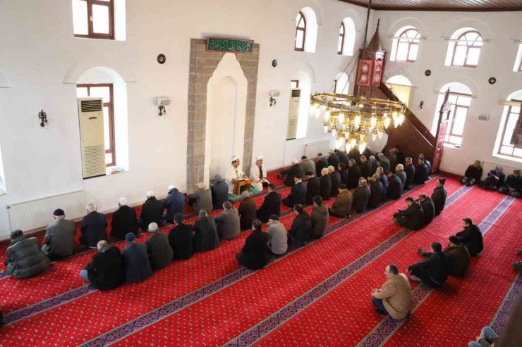 Kavak’ta şehitler için mevlit