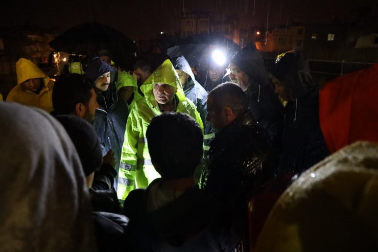 Selin vurduğu Şanlıurfa’da sağanak yağış etkili oluyor