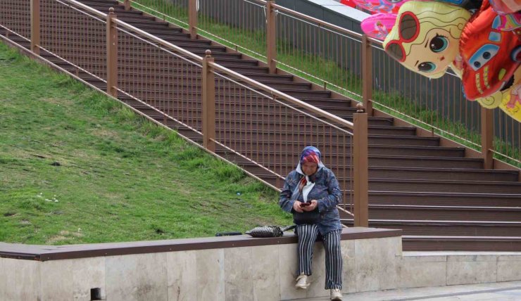 Aydın’da ’dul kadın’ sayısı her geçen gün artıyor: 2022 yılı sonu itibarıyla sayı 50 bine yaklaştı