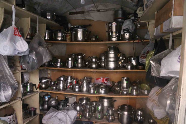 İş yerinde unutulan ürünler, ikinci bir dükkan açtırdı