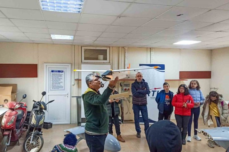 ‘İnsansız Hava Aracı Kompozit Eğitimi’ verildi