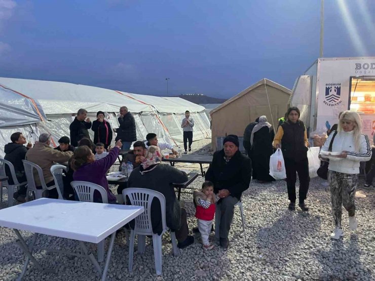 Bodrum Belediyesi’nden Kadın Eli Projesi çerçevesinde terzihane