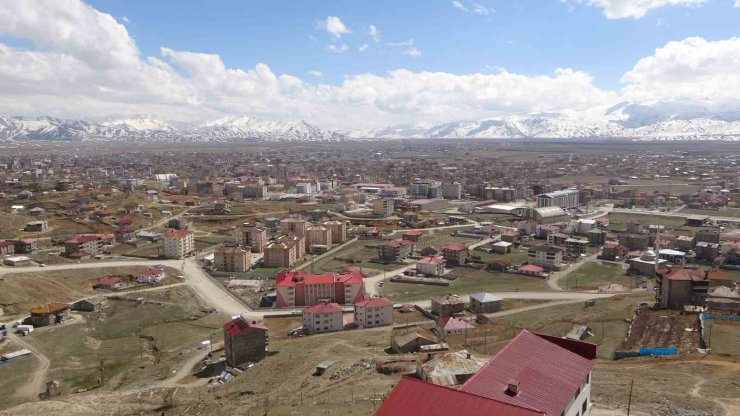İran’daki deprem Yüksekova’da da hissedildi