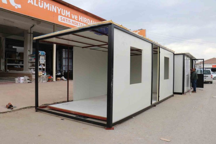 Malatya’da deprem sonrası prefabrik evlere ilgi arttı
