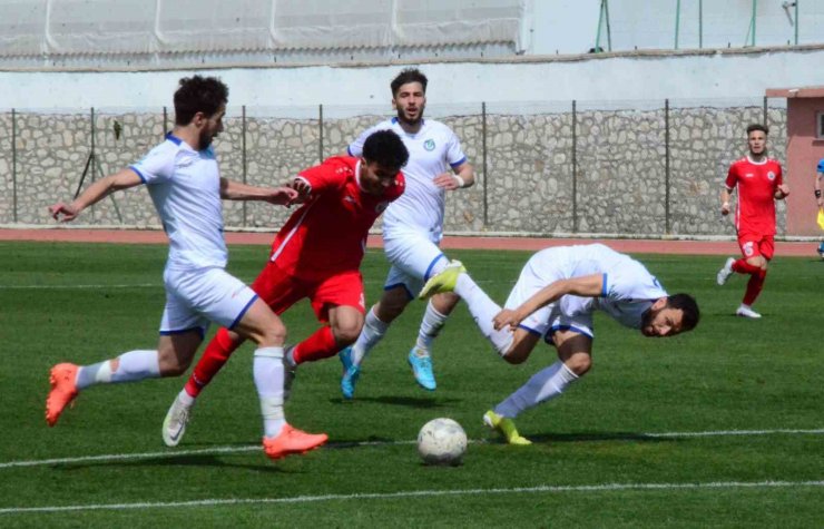 TFF 3. Lig: Karaman FK: 0 - Ergene Velimeşespor: 0