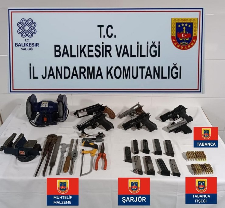 Jandarmadan kaçak silah imalatına operasyon