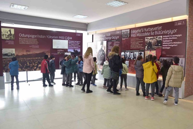 Milli mücadeleyi anlatan sergi açıldı