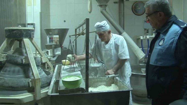 Kartal’da fırınlar ve unlu mamul üreten iş yerleri denetlendi