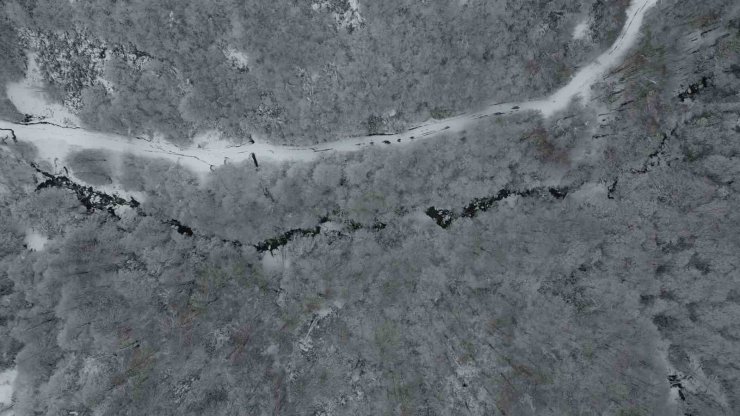 Samanlı Dağları’nın karla kaplı manzarası mest etti