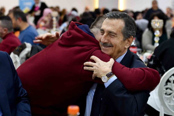 Ataç engelli bireyler ve aileleriyle iftarda buluştu