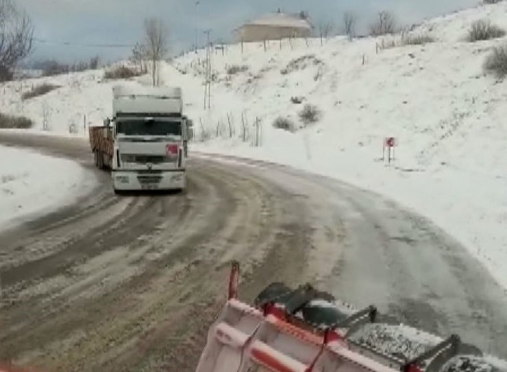 Tunceli’de karla mücadele çalışmaları sürüyor