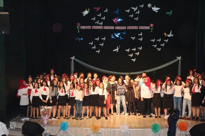 23 Nisan Havacılar Ortaokulundan Bahar Şenliği