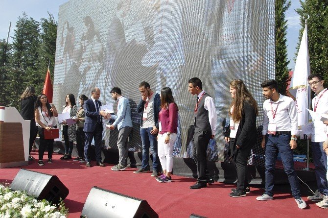 İstinye Üniversitesi 2016-2017 akademik yılına başladı