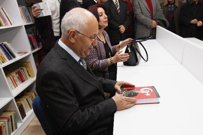 Yenimahalle’de Yaşar Kemal Kütüphanesi açıldı