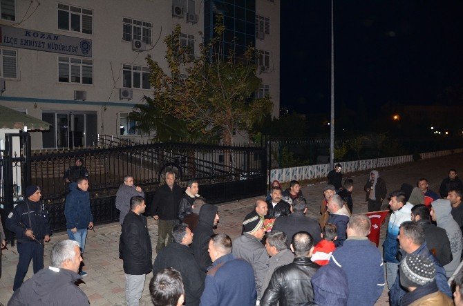 Adana’da minibüs ve dolmuş şoförlerinden "Polisimin yanındayım” kampanyasına destek