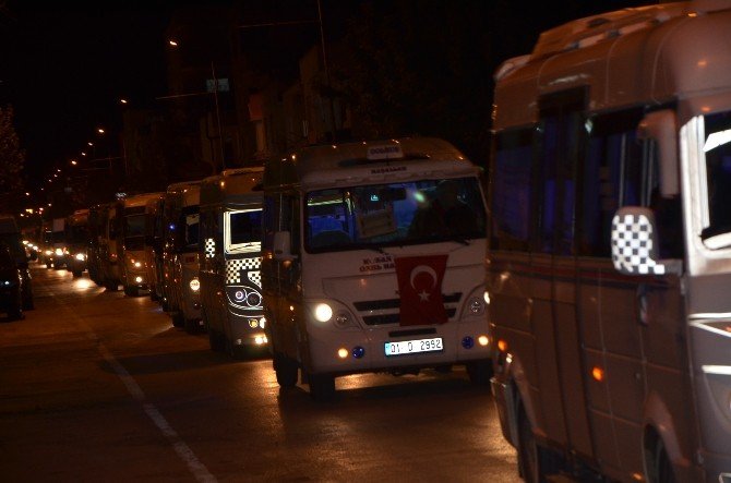 Adana’da minibüs ve dolmuş şoförlerinden "Polisimin yanındayım” kampanyasına destek