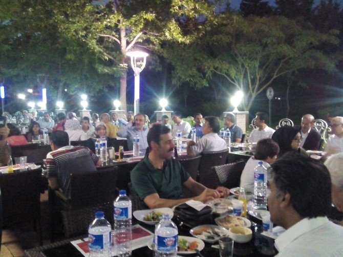 Başarılı Öğrenciler Ödüllendirildi