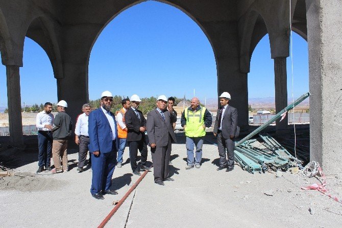 Sahabe Safvan Bin Muattal Cami ve Külliye inşaatı hızla yükseliyor