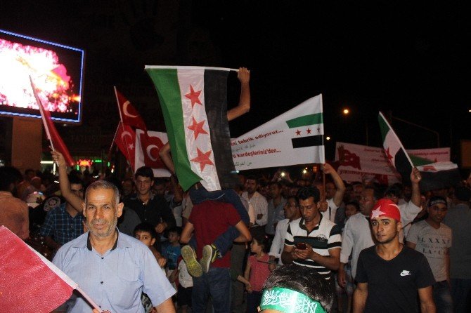 Suriyeliler ‘sivil iradeye’ sahip çıktı