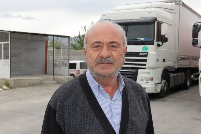 Gürbulak'ta kilometrelerce TIR kuyruğu oluştu