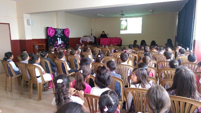 Çayırova’da ’Hoca Ahmet Yesevi’ Konferansı