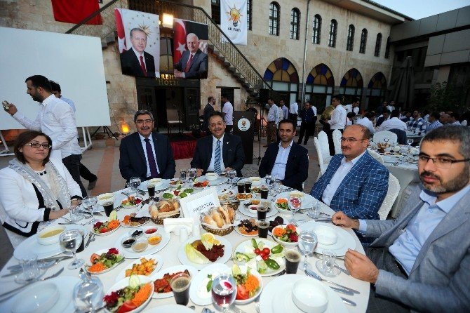 AK Parti Gaziantep İl Başkanı Mehmet Eyup Özkeçeci: