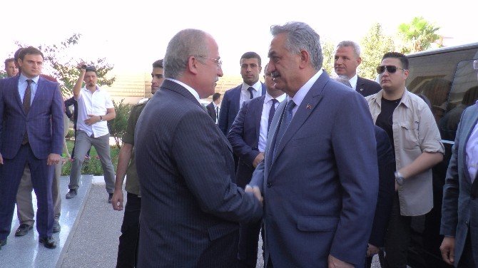 AK Parti Genel Başkan Yardımcısı Hayati Yazıcı: