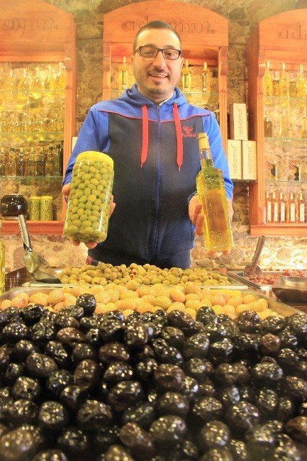 Bir litre zeytinyağı ile bir kilo zeytinin fiyatı aynı