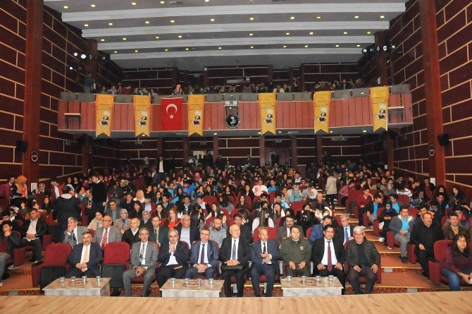 Akşehir’de Nasreddin Hoca konferansı