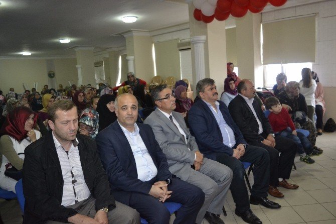 Alaplı’da 4-6 Yaş Kuran Kursu Öğrencileri Duygulandırdı