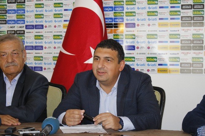 Ali Şafak Öztürk, Antalyaspor Başkan Adaylığını Açıkladı