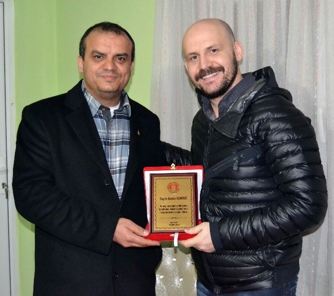 Çocukluk arkadaşlarından Atalay Demirci’ye şok