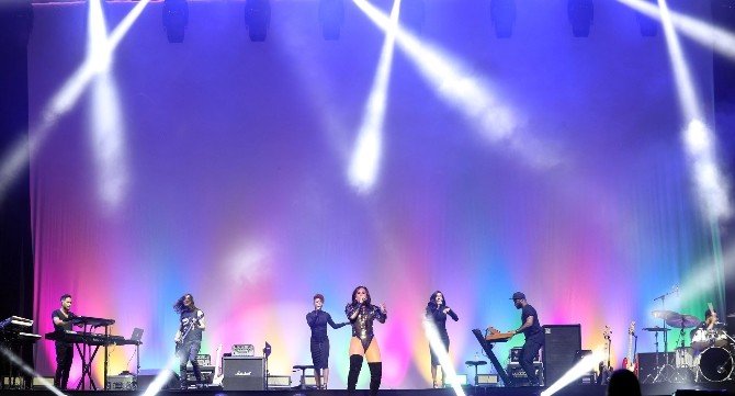 Demi Lovato, Expo 2016’yı salladı