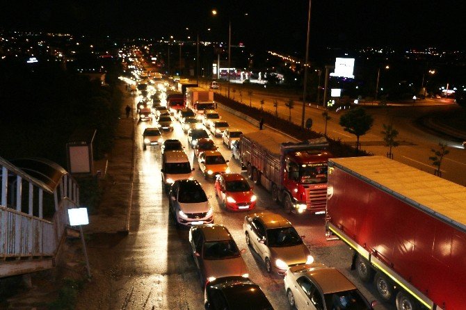 Ankara’da 19 Mayıs Önlemleri Trafiği Kilitledi