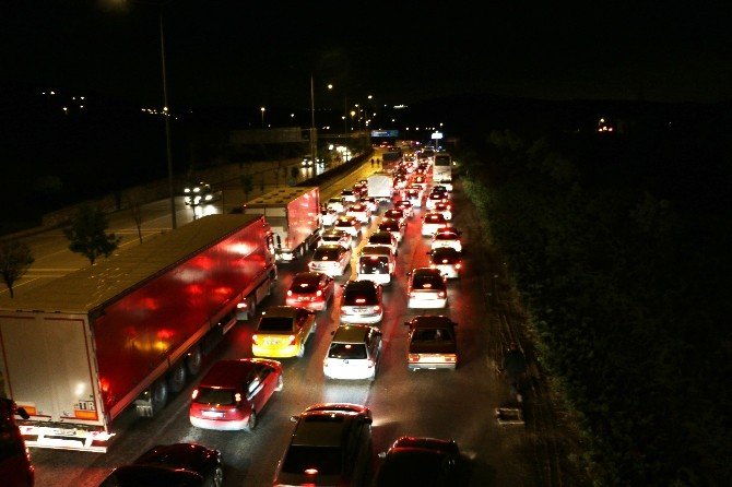 Ankara’da 19 Mayıs Önlemleri Trafiği Kilitledi