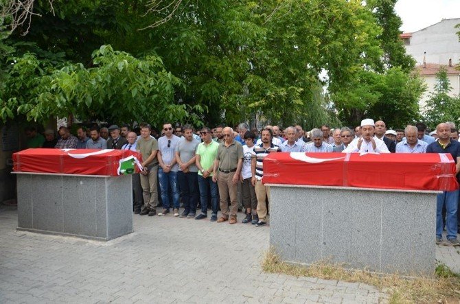 Kimyasal maddeden zehirlenen iki kardeş Karaman’da toprağa verildi