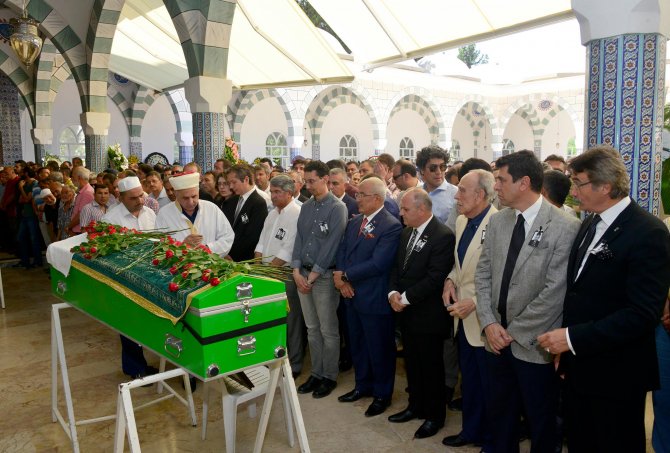 Mustafa Koluman son yolculuğuna uğurlandı