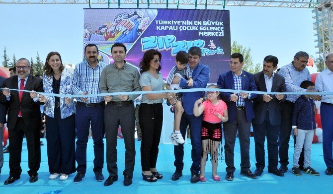 Türkiye’nin En Büyük Kapalı Çocuk Parkı Antalya’da Açıldı