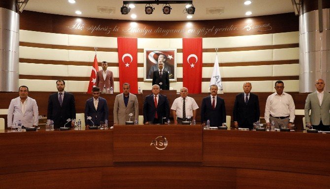 ATSO Başkanı Çetin: "Antalya’nın ekonomik göstergeleri düşüşte"