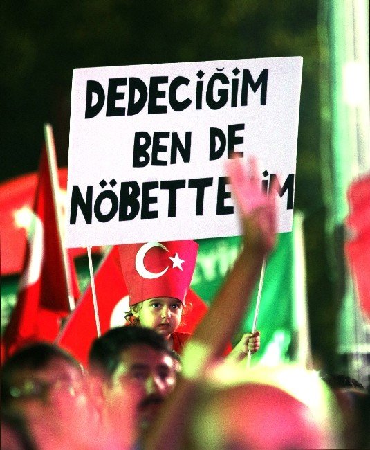 Antalya’da demokrasi nöbeti devam ediyor