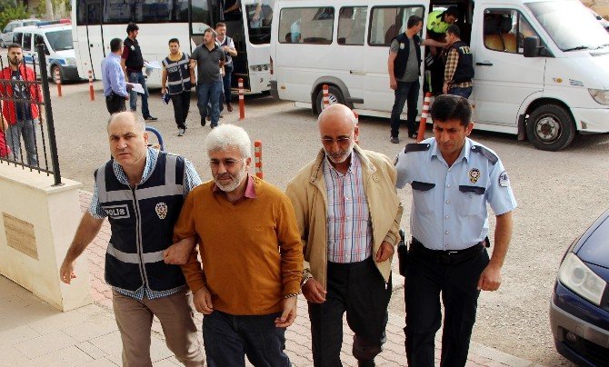 Kumluca’da FETÖ/PDY operasyonu