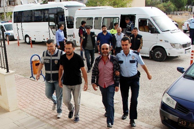 Kumluca’da FETÖ/PDY operasyonu