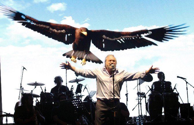 Antalya Volkan Konak’la Coştu