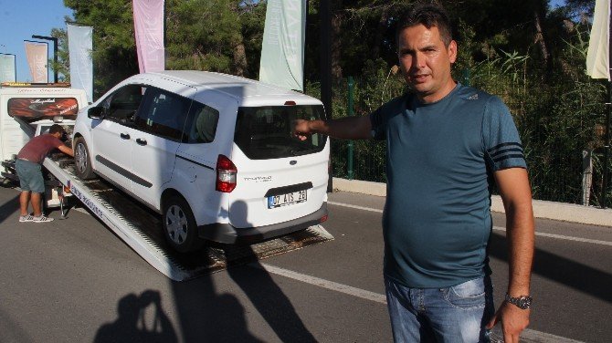 Antalya’da taksicilerin kontak kapatma eylemi