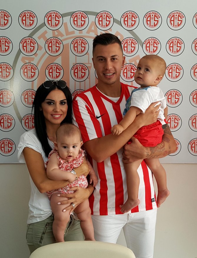 Antalyaspor, Emre Güral ile anlaştı